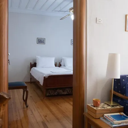 Kavala Rooms *